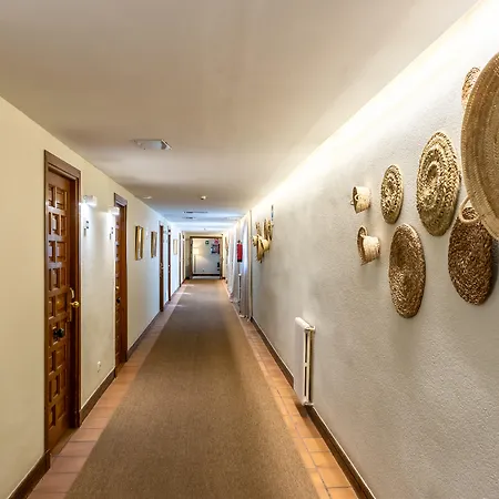 Hotel De Gibralfaro 4*