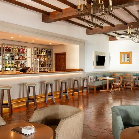 فندق بارادور دي مالاغا غيبرالفارو 4*