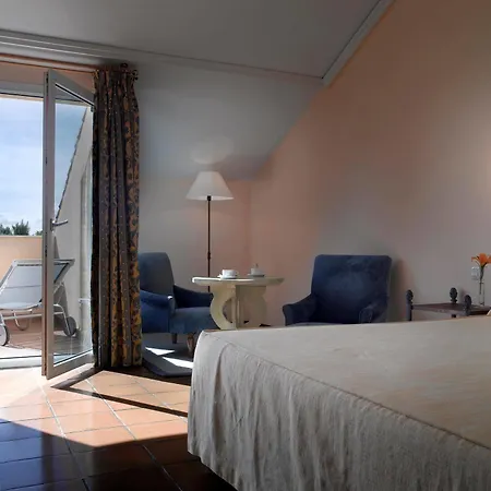 Hotel De Gibralfaro 4*